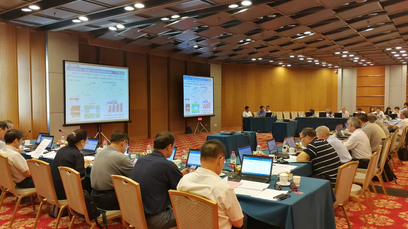 模具钢SKD61与H13：性能对比与选型指南